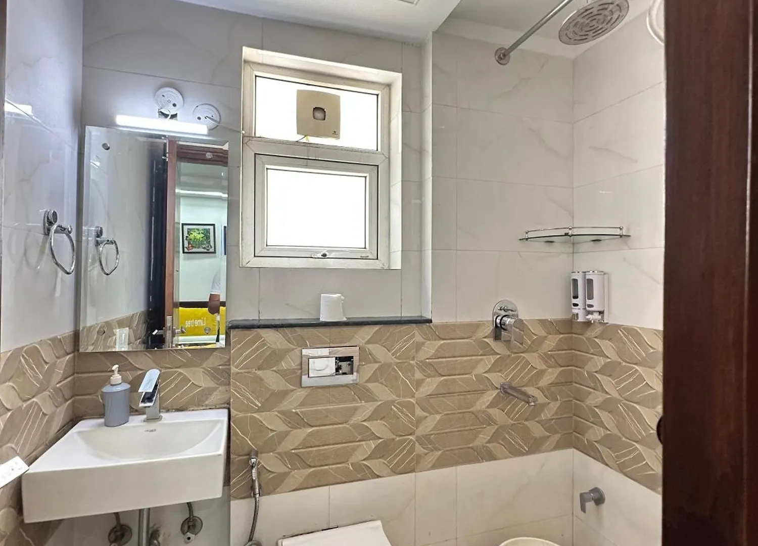 アパート Lime Tree 4Bhk Golf Course Extention Road, Sector 57-Gurugram グルガウン インド